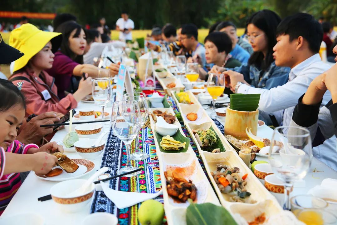 探索自然美景的味蕾之旅，最新餐饮活动方案揭秘